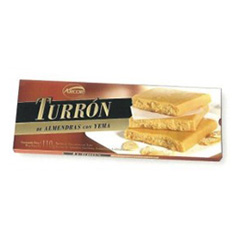 Turron De Mani Con Yema Y Frutas En Estuche Arcor 110 Gr