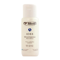 Shampoo 1044 Con Keratina Cabello Y Cuerocabelludo Graso X200 Ml